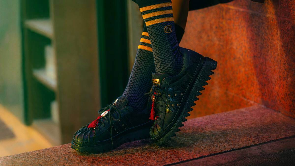 スニーカー CLOT X ADIDAS SUPERSTAR Lunar New Year The CLOT x adidas Superstar Chinese New Year is Available Now